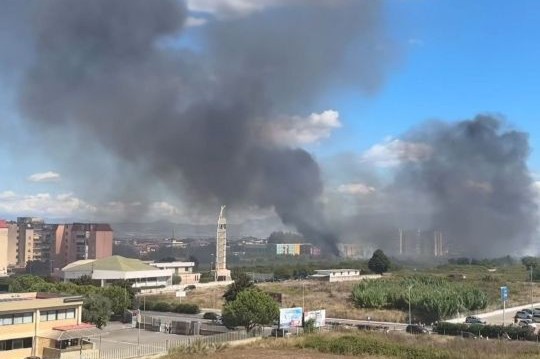 Incendio Giugliano del 15 settembre, aggiornamenti monitoraggio diossine disperse in aria
