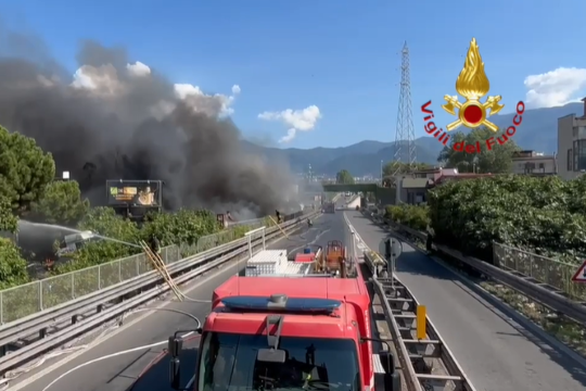 Incendio Pompei del 31 luglio, livelli di diossine inferiori a valore di riferimento